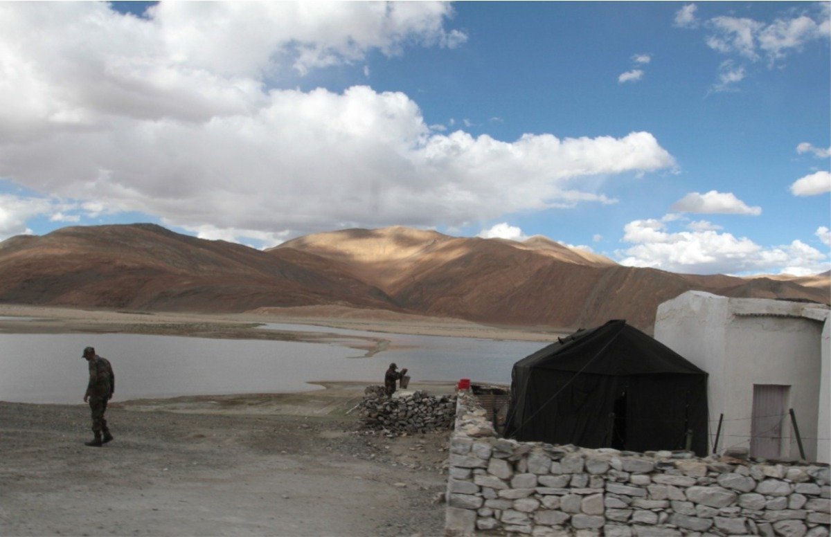 LAC विवाद के बीच भारत के क़ब्ज़े में चीन का सैनिक, सेना बोली- PLA जवान को लौटा देंगे - Jansatta