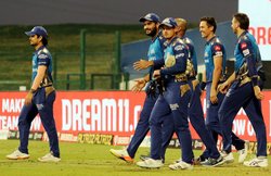 IPL 2020: मुंबई और राजस्थान ने लगाई छक्कों की सेंचुरी, रॉयल्स ने ही खाए हैं सबसे ज्यादा SIX