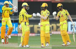 चेन्नई सुपरकिंग्स ने रॉयल चैलेंजर्स बंगलौर को 8 विकेट से हराया, कायम रखीं प्लेऑफ में पहुंचने की उम्मीदें