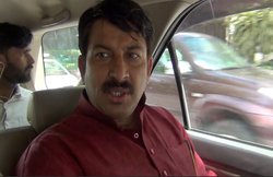 मर्सिडीज और ऑडी जैसी गाड़ियों से चलते हैं मनोज तिवारी, जानिये कितनी प्रॉपर्टी के हैं मालिक