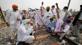 farmers protests, farm bill protests, modi govti farm bills, punjab rail roko, punjab farmers protests losses