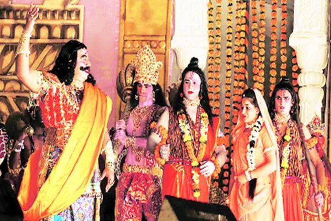 संक्रमण का संकट: कोरोना ने छोटा किया रावण का कद, रामलीलाओं में आने के लिए सिर्फ 200 लोगों को मंजूरी