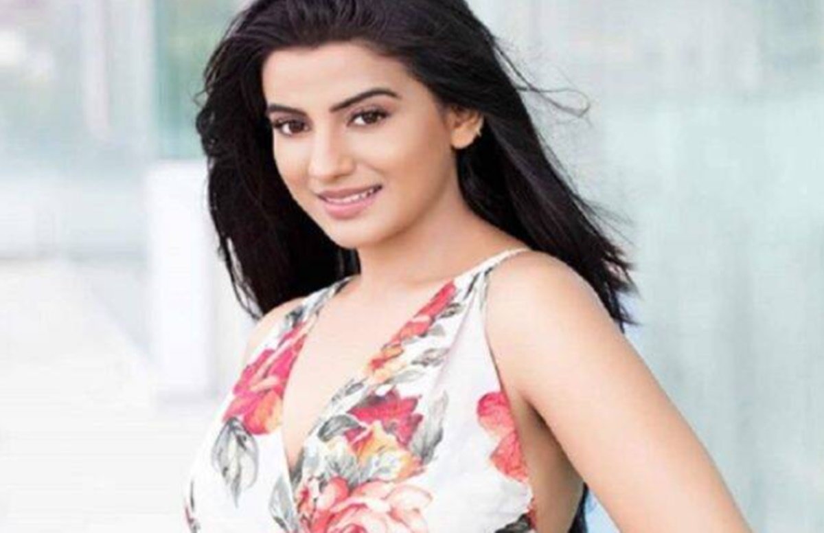 akshara singh, ajay devgan, bhojpuri movies news akshara singh, ajay devgan, bhojpuri movies news