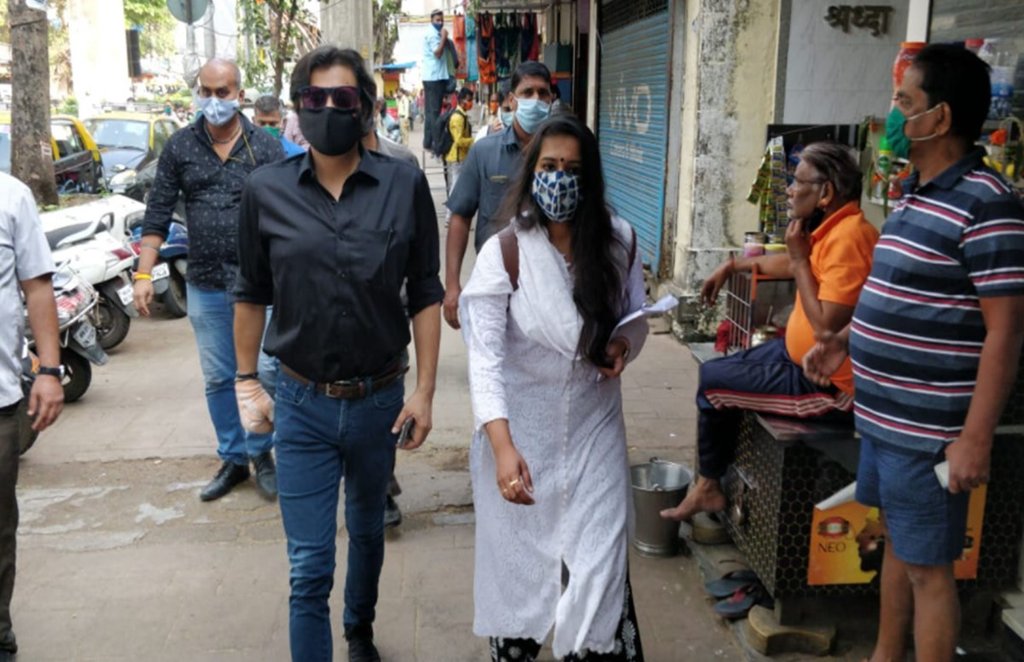 arnab goswami , republic tv, mumbai police