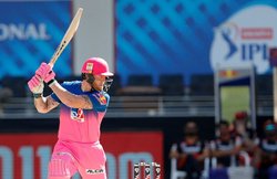 RR vs RCB: राजस्थान ने 9 मैच में 5वीं बार बदली ओपनिंग जोड़ी, 12.5 करोड़ सैलरी वाले बेन स्टोक्स का फ्लाप शो जारी