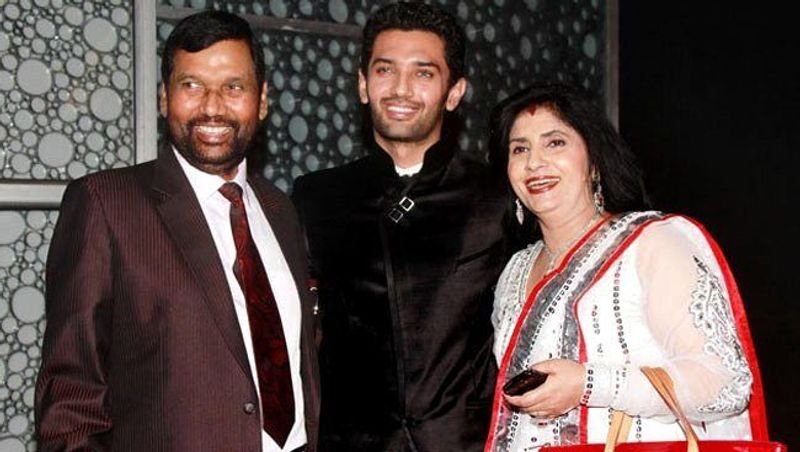 Paswan First wife, chirag mother, Chirag paswan LJP