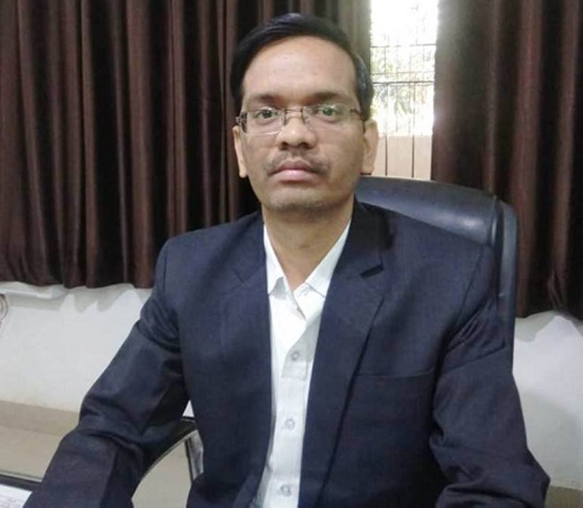 Hathras Case, Hathras DM