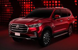 MG Gloster की हुई लॉन्चिंग, फॉच्यून और एंडीवर को देगी जोरदार टक्कर, जानें- क्या है खासियत और कीमत