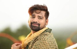 इस विस सीट से भोजपुरी एक्टर राकेश मिश्रा लड़ रहे हैं चुनाव, कार्यक्रम में देर से आने पर लोगों ने कर दी थी पिटाई