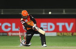 IPL 2020: एक गेंद पर दो बार आउट हुए राशिद खान, सोशल मीडिया पर फैंस ने लिए मजे; VIDEO