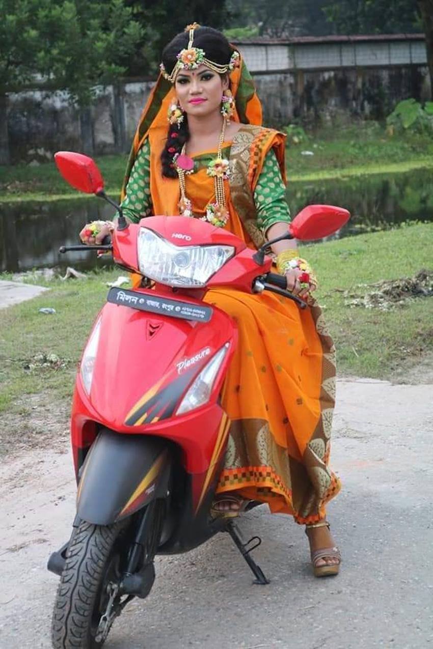 फैंस और फॉलोअर्स संजीदा को इस खास मौके पर शुभकामनाएं दे रहे हैं।