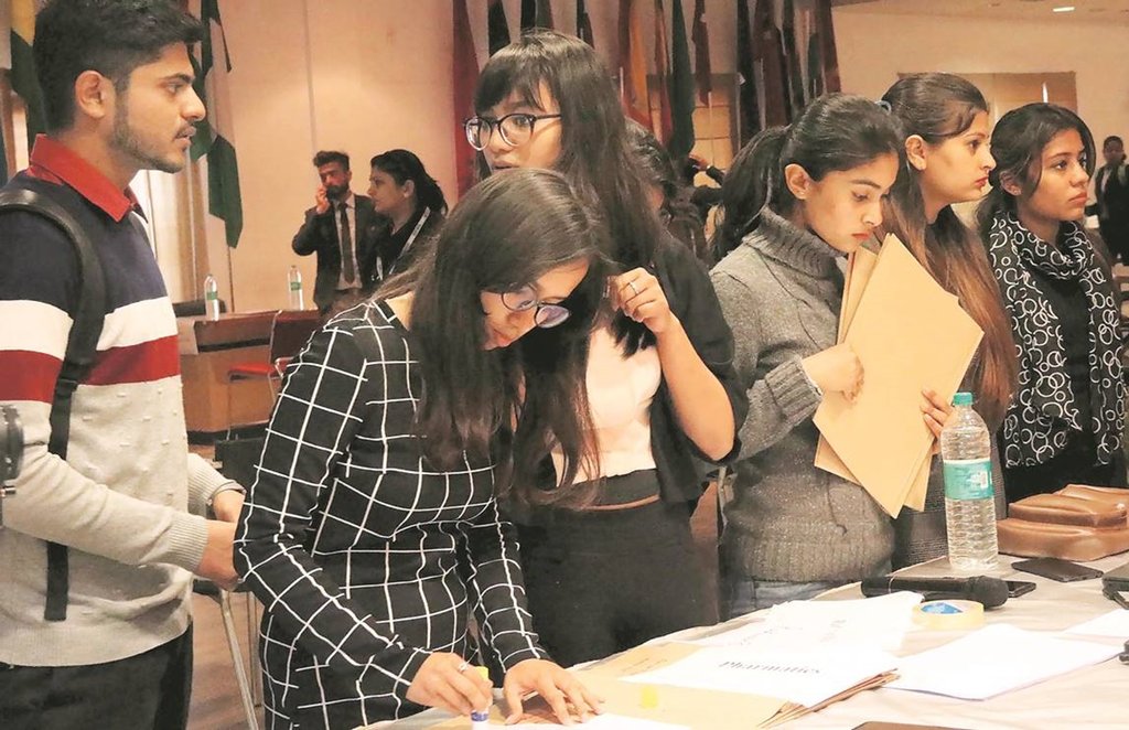 sarkari naukri, sarkari result, sarkari result 2020, sarkari job, sarkari naukri result 2020, sarkari naukri 2020, rrb ntpc 2020, latest sarkari naukri, latest sarkari job,railway jobs, rrb ntpc, rrb ntpc admit card 2020, ssc chsl 2020, ibps po, ugc net, ugc net exam 2020, ugc net answer key, ugc net result, ucg net answer key 2020