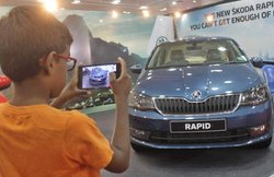 Skoda कार कंपनी को भारी पड़ा ग्राहक की शिकायत को अनसुना करना, अब ब्याज सहित देना पड़ेगा जुर्माना