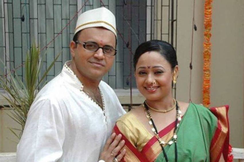 सोनालिका जोशी पिछले 12 सालों से इस शो का हिस्सा हैं। वह शो में आत्माराम तुकाराम भिड़े की पत्नी माधवी बनी हैं।