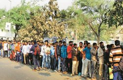 अटल बीमित व्यक्ति कल्याण योजना के तहत नौकरी छूटने पर अब मिलेगी 50 पर्सेंट तक सैलरी, बढ़ी स्कीम की तारीख