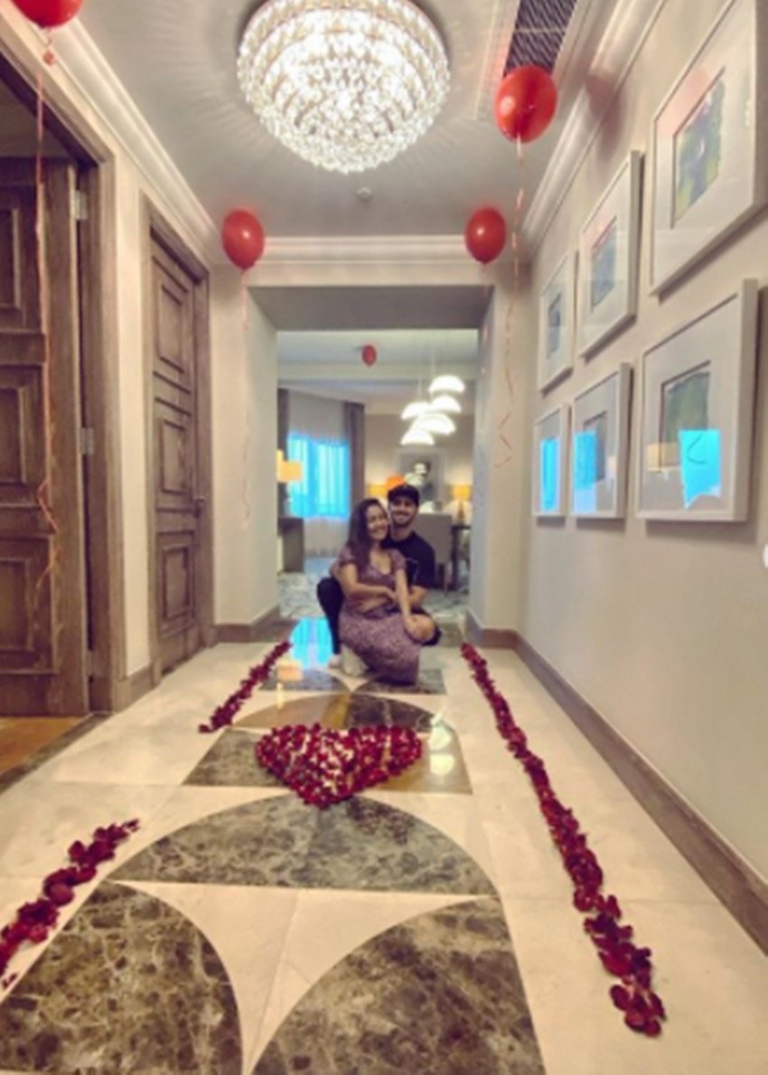 Neha Kakkar, Rohanpreet, Neha Kakkar Rohanpreet Marriage, Neha Kkakkar on honeymoon,