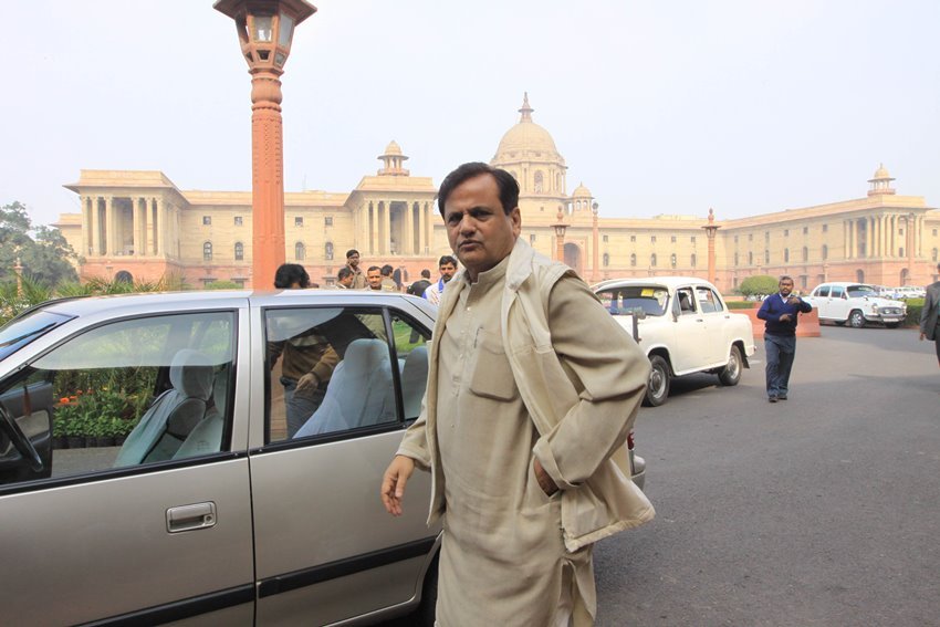 Ahmed Patel Wife, Ahmed patel Controversy