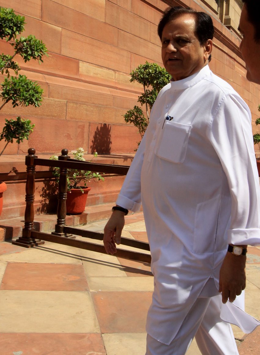 Ahmed Patel Wife, Ahmed patel Controversy