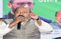 AIMIM के आसिम वकार का सवाल- बोलने की आज़ादी केवल इस्लाम और पैग़म्बर मोहम्मद के ख़िलाफ़ ही क्यों?