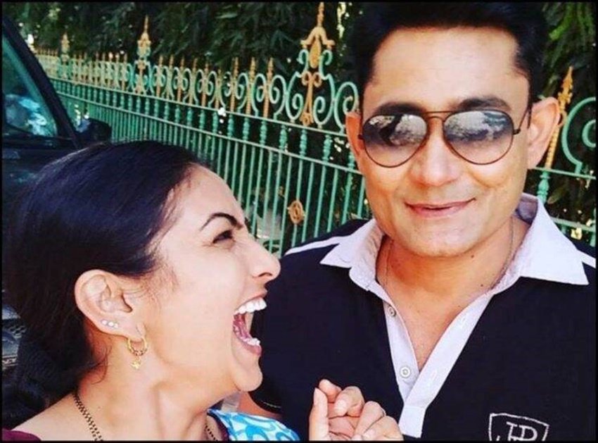 संजीव त्यागी शादीशुदा हैं औऱ अपने परिवार के साथ मुंबई में ही रहते हैं। सोशल मीडिया में एक्टिव रहने वाले संजीव अपनी पर्सनल लाइफ को बहुत ज्यादा सोशल नहीं करते हैं।