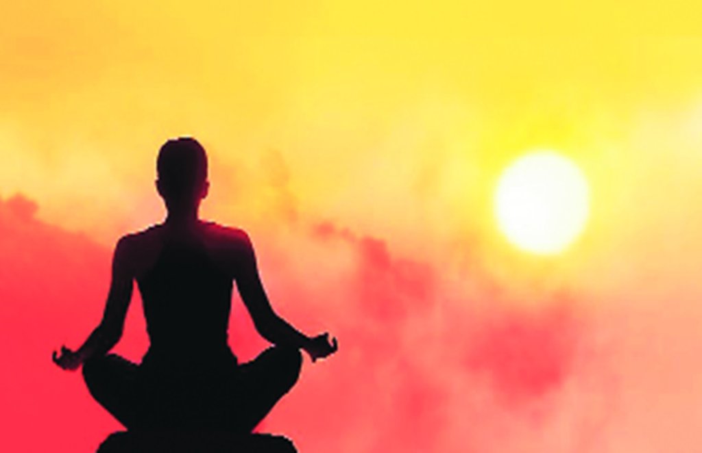 ध्यान और धर्म से जीपन में गहराई और निखार आता है।