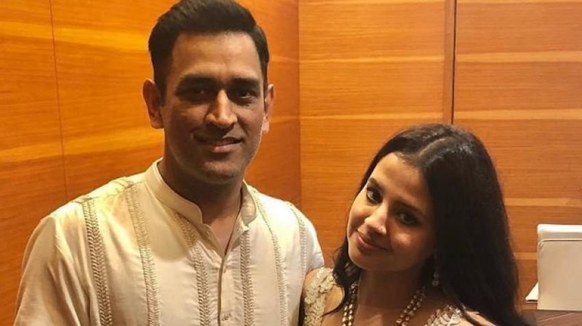 मीडिया रिपोर्ट्स की मानें तो धोनी धोनी एंटरटेनमेंट नाम से प्रोडक्शन कंपनी शुरू करने जा रहे हैं जिसकी मैनेजिंग डायरेक्टर खुद साक्षी होंगी। हालांकि अभी तक इस बारे में धोनी या साक्षी की तरफ से कोई आधिकारिक बयान सामन नहीं आय़ा है।