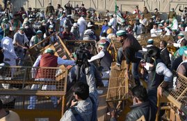 Farm Bill, Farmers, MSP, Soil, Narendra Modi, BJP