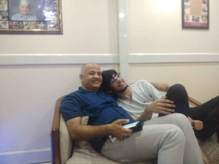 Manish Sisodia Networth, Manish Sisodia Bio
