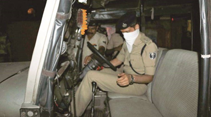 IPS Lipi Singh, Manu Maharaj, Munger DM