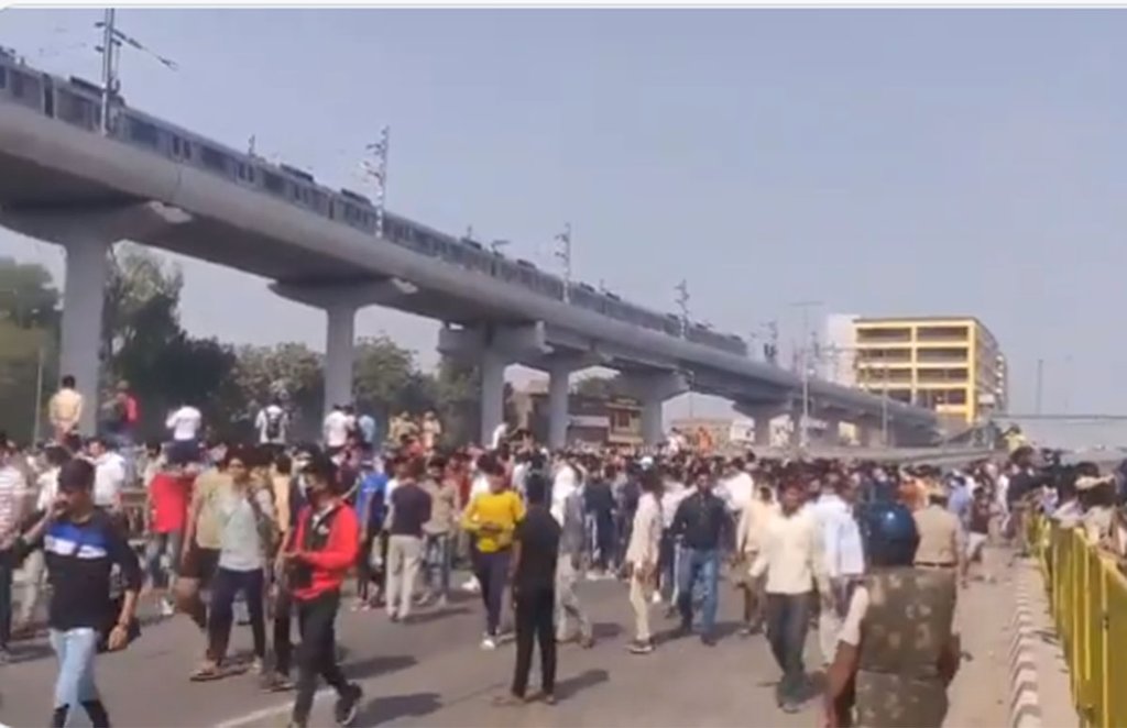 mahapanchayet, stone pelting, nikita murder