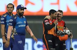 SRH vs MI: हैदराबाद लगातार पांचवीं बार प्लेऑफ में पहुंचा, मुंबई को 10 विकेट से रौंदा; कोलकाता टूर्नामेंट से बाहर