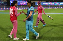 Smriti Mandhana Harmanpreet Kaur
