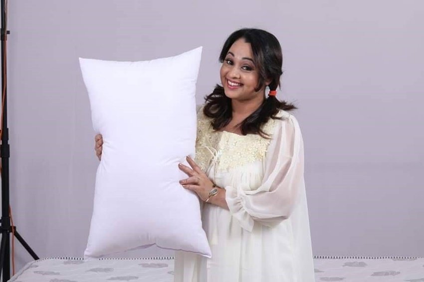 Sonalika joshi bold photoss, Sonalika joshi fees
