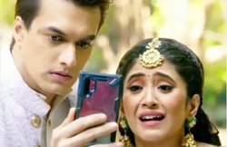 Yeh Rishta Kya Kehlata Hai: कायरव की नादानी से रिस्क में नन्हीं अक्षरा, कार्तिक-नायरा बच्ची को ढूंढ-ढूंढ हुए परेशान