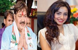 भागलपुर से चुनावी मैदान में एक्ट्रेस नेहा शर्मा के पिता अजीत शर्मा, केंद्रीय मंत्री के बेटे को दे चुके हैं पटखनी, जानें- कितनी संपत्ति के हैं मालिक