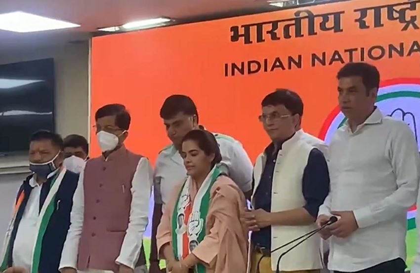 Divya Prakash Yadav RJD, Komal Singh LJP, Chirag paswan