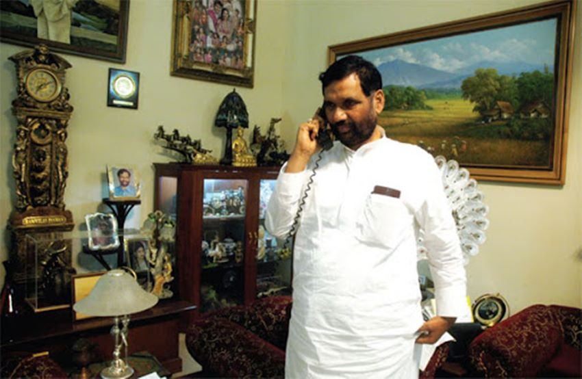 Ramvilas Paswan wife, paswan first wife, Chirag paswan stepmother