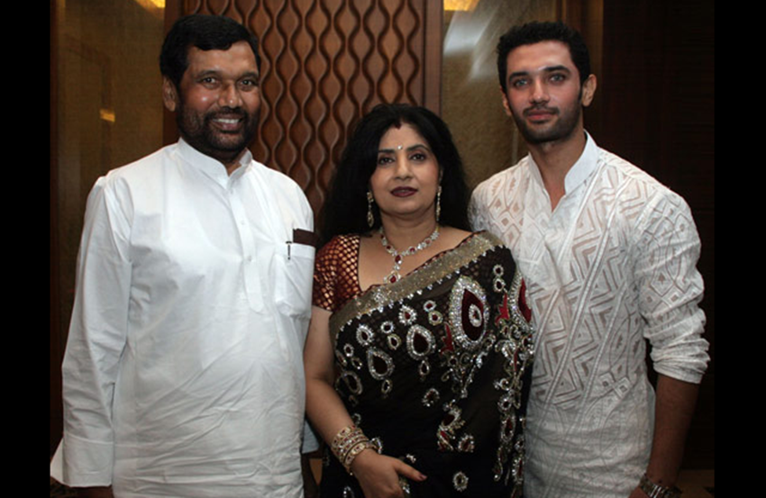 Chirag Paswan Stepmother, Eamvilas paswan second wife