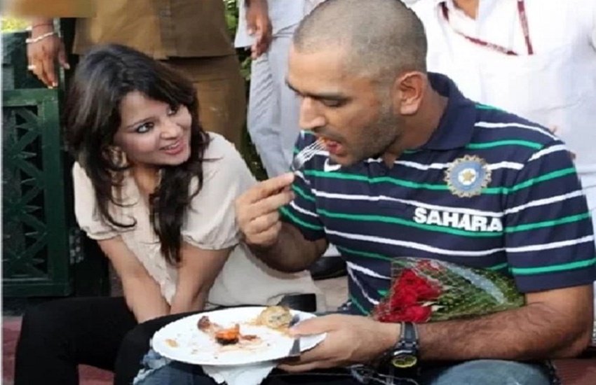 dhoni