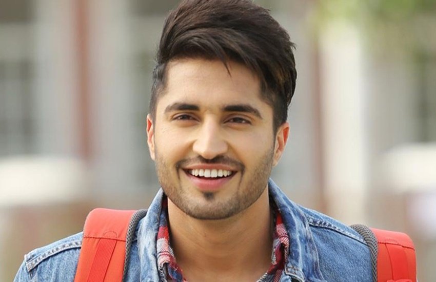 जस्सी गिल को अपना मयूजिक अल्बम निकालना था उसी के लिए उन्हें पैसों की जरूरत थी।