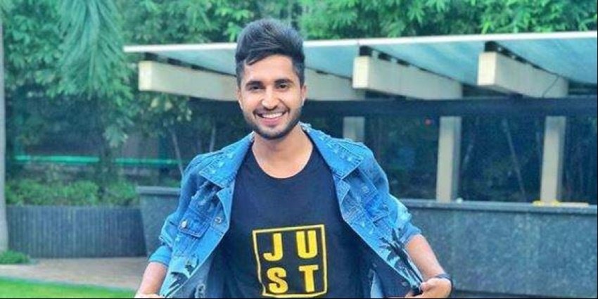 म्यूजिक में हिट हुए तो उन्हें पंजाबी फिल्मों में भी काम मिलने लगा। अब वह बॉलीवुड फिल्में भी कर रहे हैं।