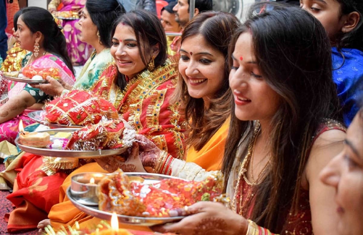 Why-Do-We-Celebrate-Karva-Chauth,-It's-History-and-Significance