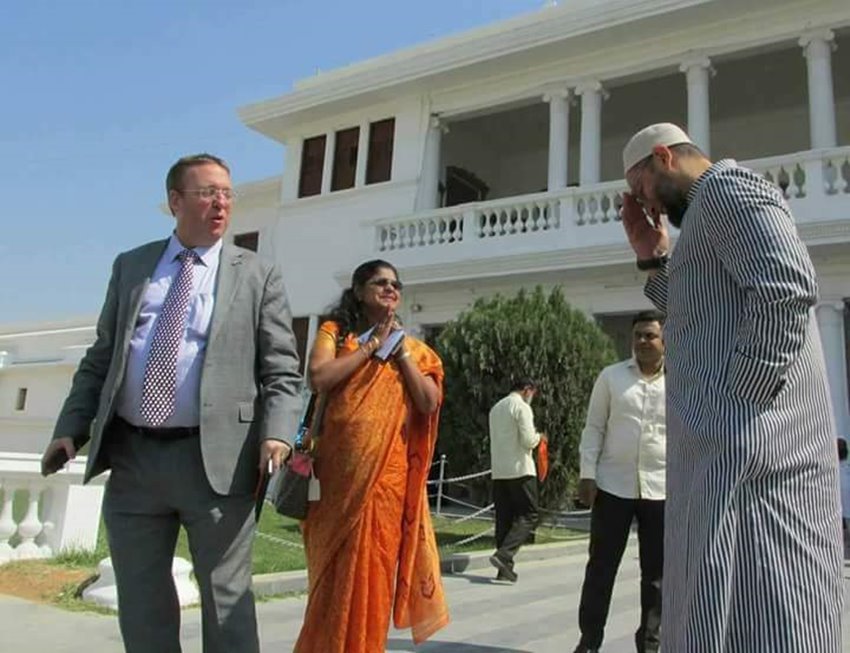 Asaduddin Owaisi Wife, Asaduddin Owaisi networth