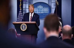 US: चुनावी माहौल में ट्रंप फैला रहे गलत जानकारी? राष्ट्रपति के भाषण का लाइव कवरेज बीच में ही कई चैनलों ने रोका, जानें पूरा मामला