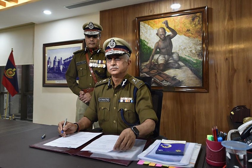 IPS SN Shrivastava, Who is Delhi Police Commisioner