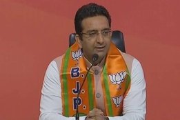 Arnab Goswami, Arnab Live Debate, Republic Bharat, Rahul Gandhi, Rahul Baba, Poochta Hai Bharat,