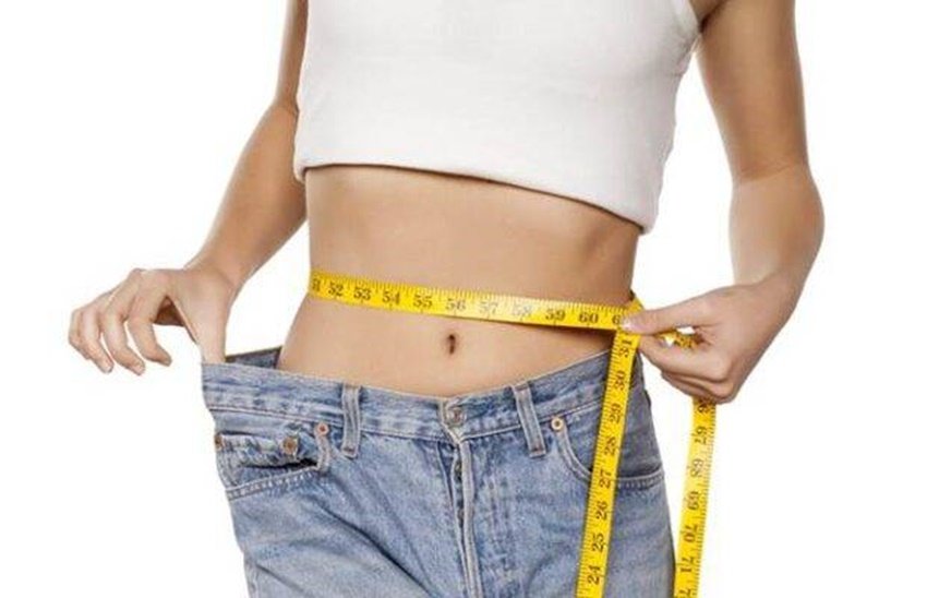 गुड़ की थोड़ी सी मात्रा वजन घटाने में बहुत मददगार होती है।