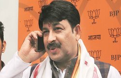 पिता बने BJP नेता और भोजपुरी स्टार मनोज तिवारी, घर आई बेटी; जानिए क्या करती हैं उनकी पत्नी