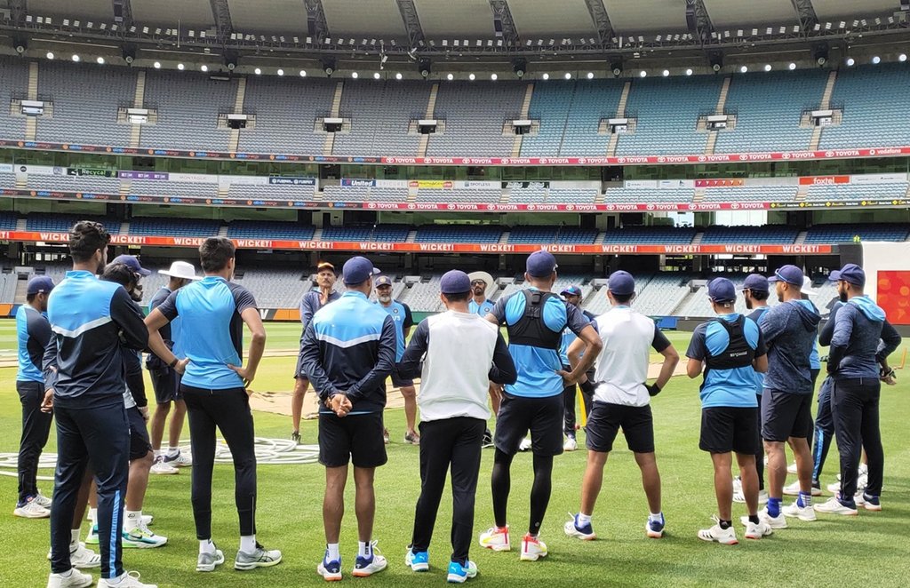 Melbourne Red Ball Test Playin XI