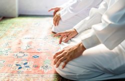 मुस्लिमों को हर शुक्रवार सुअर का मांस खाने को मजबूर कर रहा चीन- दीपक चौरसिया का ट्वीट, ट्रोल